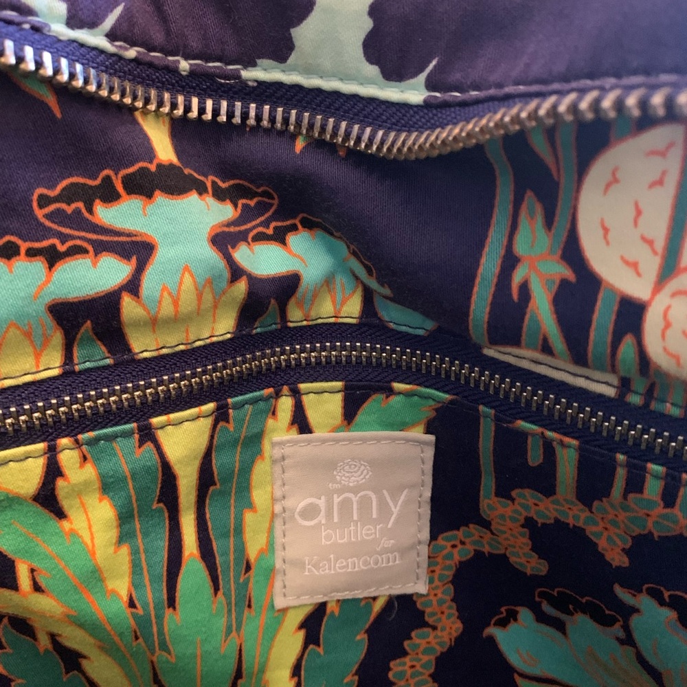 Weekender Bag - Picture 8 of 13